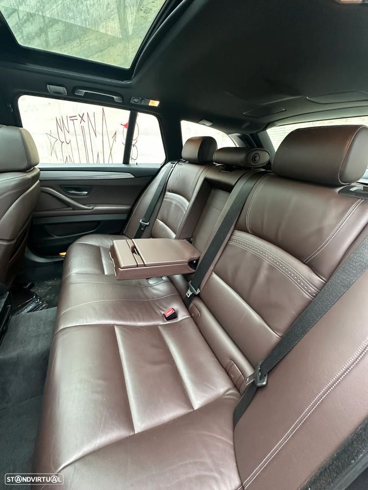 BMW 525 d Touring Sport-Aut. Luxury Line - 14