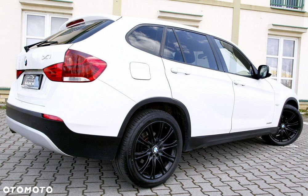 BMW X1 sDrive18i Sport Line - 26
