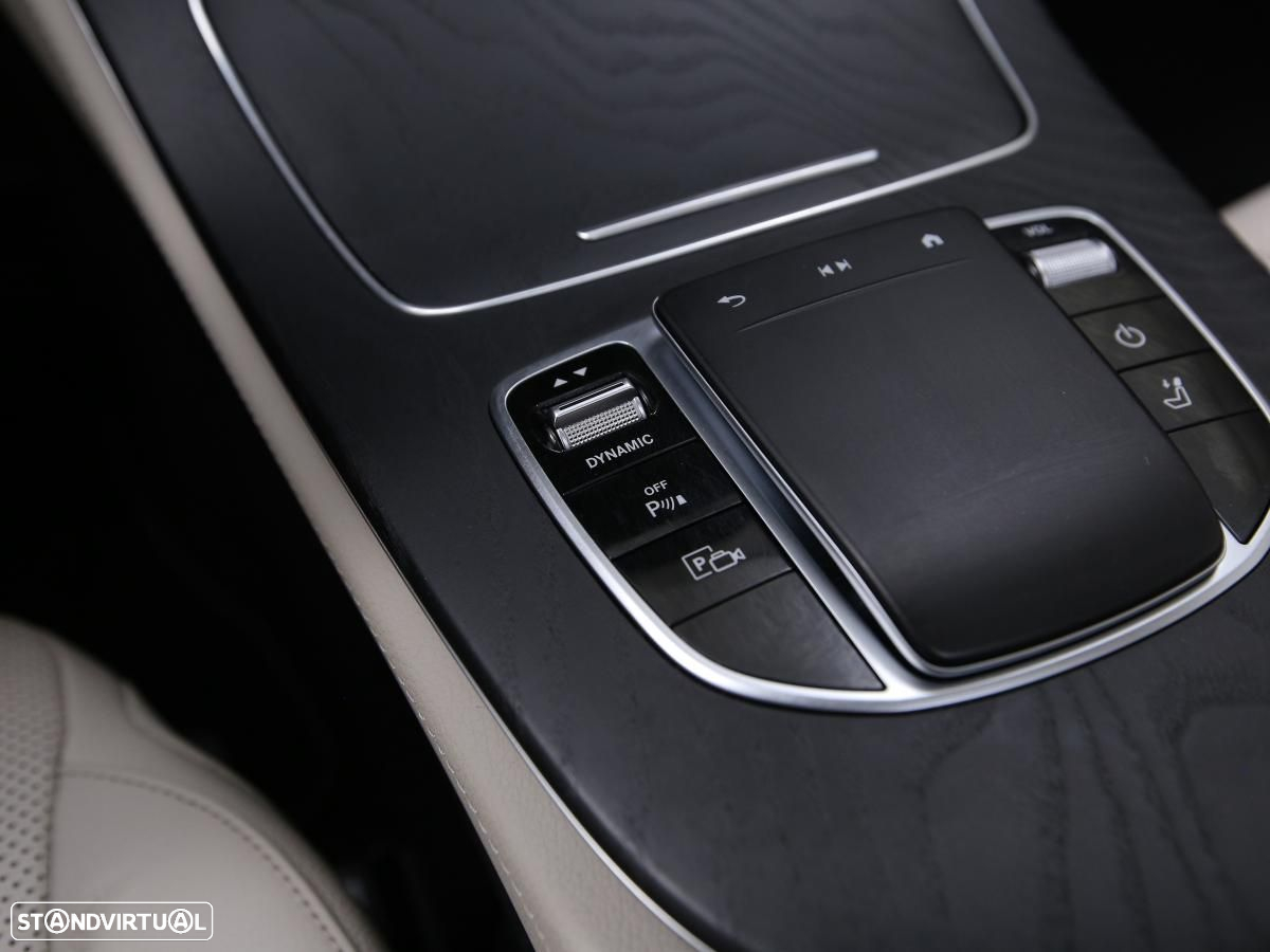 Mercedes-Benz E 300 de AMG Line 4Matic - 31