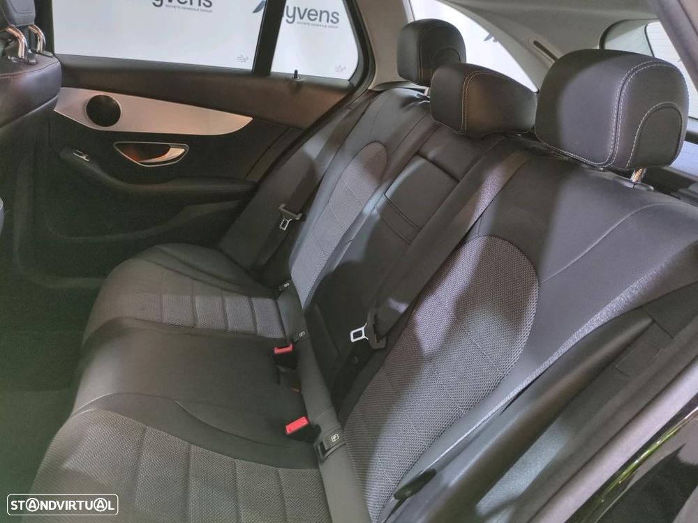 Mercedes-Benz C 300 de Avantgarde - 8