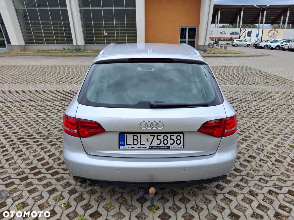 Audi A4 Avant - 4
