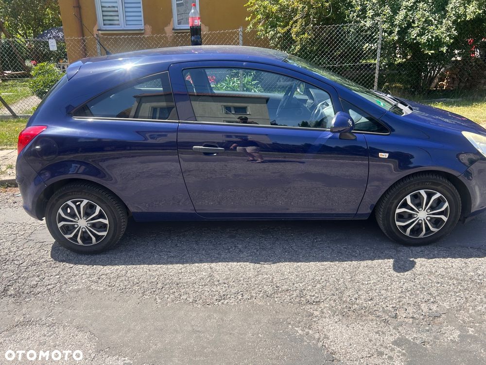 Opel Corsa 1.2 16V Essentia - 6