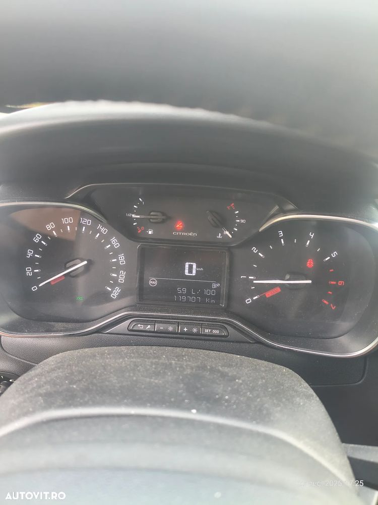 Citroën C3 1.2 PureTech BVM Shine - 7