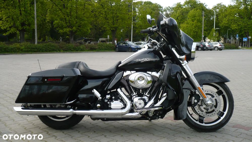 Harley-Davidson Touring Street Glide - 1