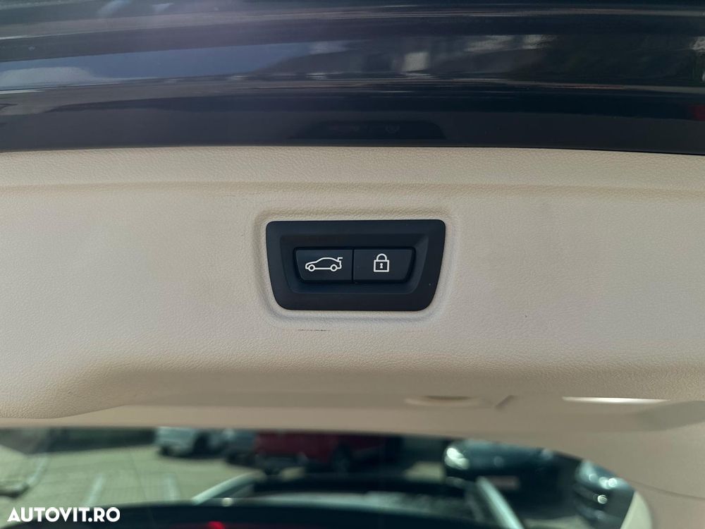 BMW Seria 3 320d xDrive Aut. Luxury Line - 37