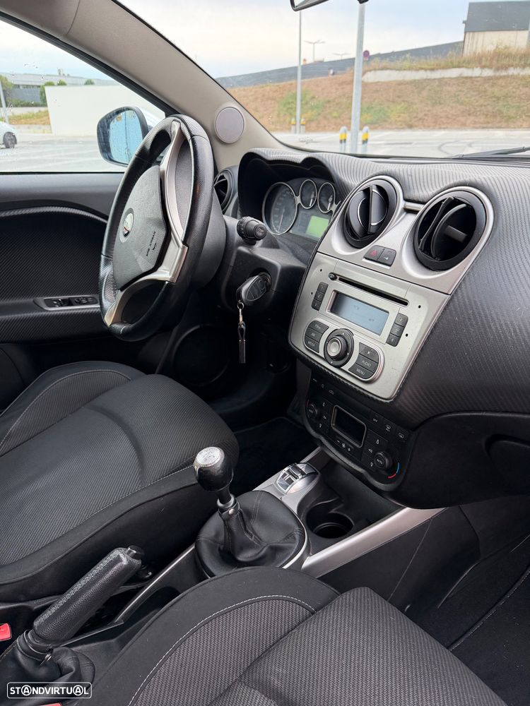 Alfa Romeo MiTo 1.3 JTD Distinctive - 8