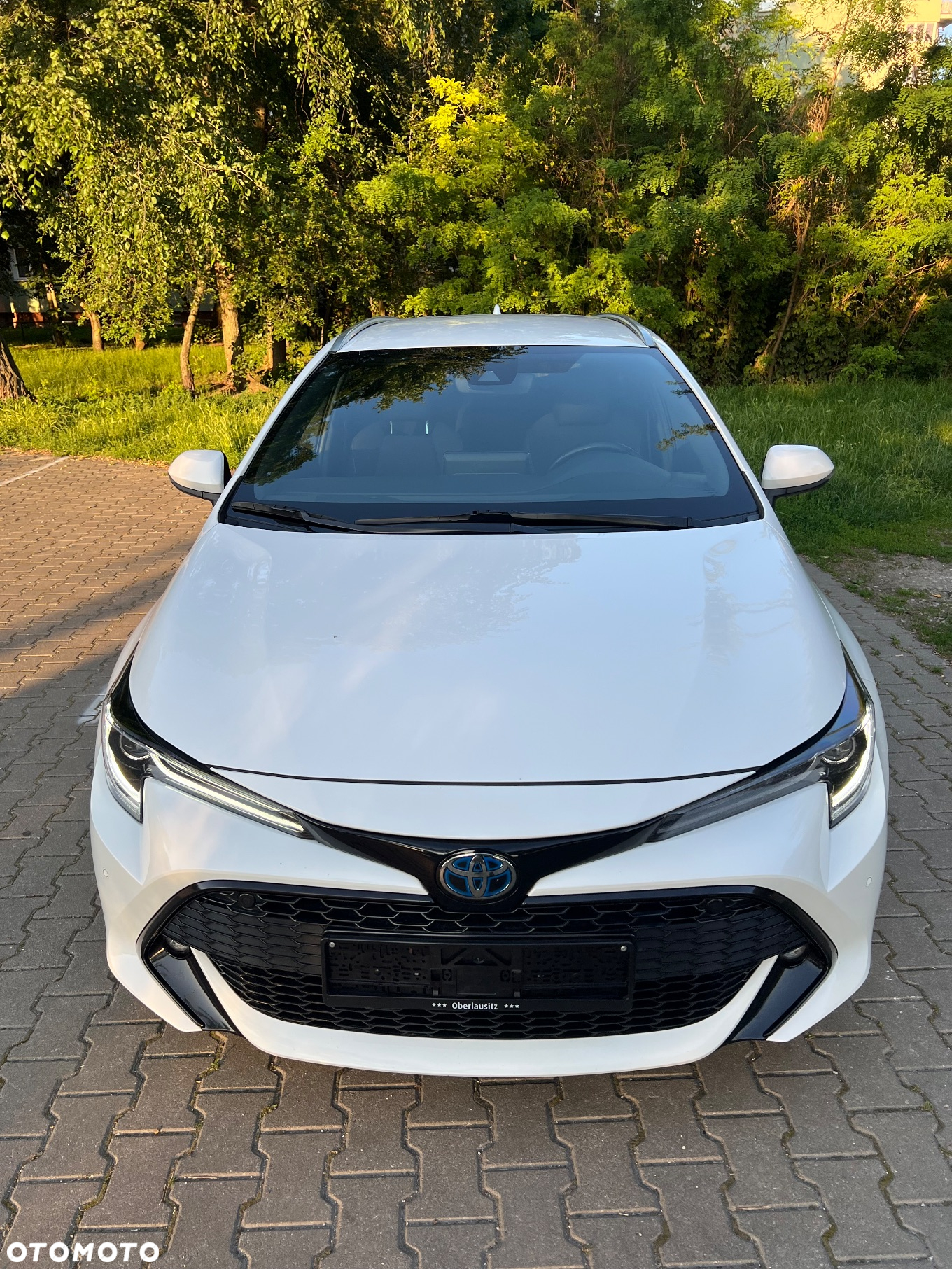 Toyota Corolla 1.8 Hybrid Team Deutschland - 4