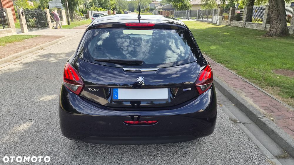 Peugeot 208 82 PureTech Style - 4