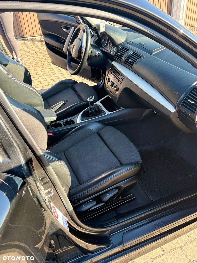 BMW Seria 1 118i - 13