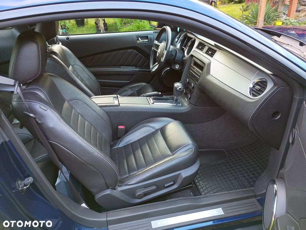 Ford Mustang 3.7 V6 Premium - 9
