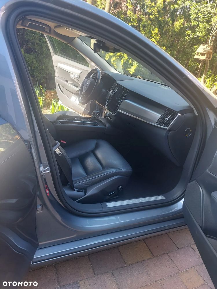 Volvo S90 D4 Momentum - 11
