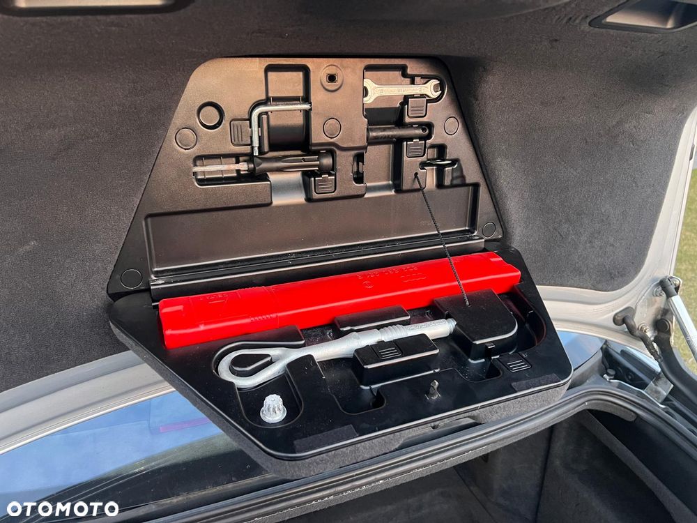 Audi A8 4.2 Quattro - 22