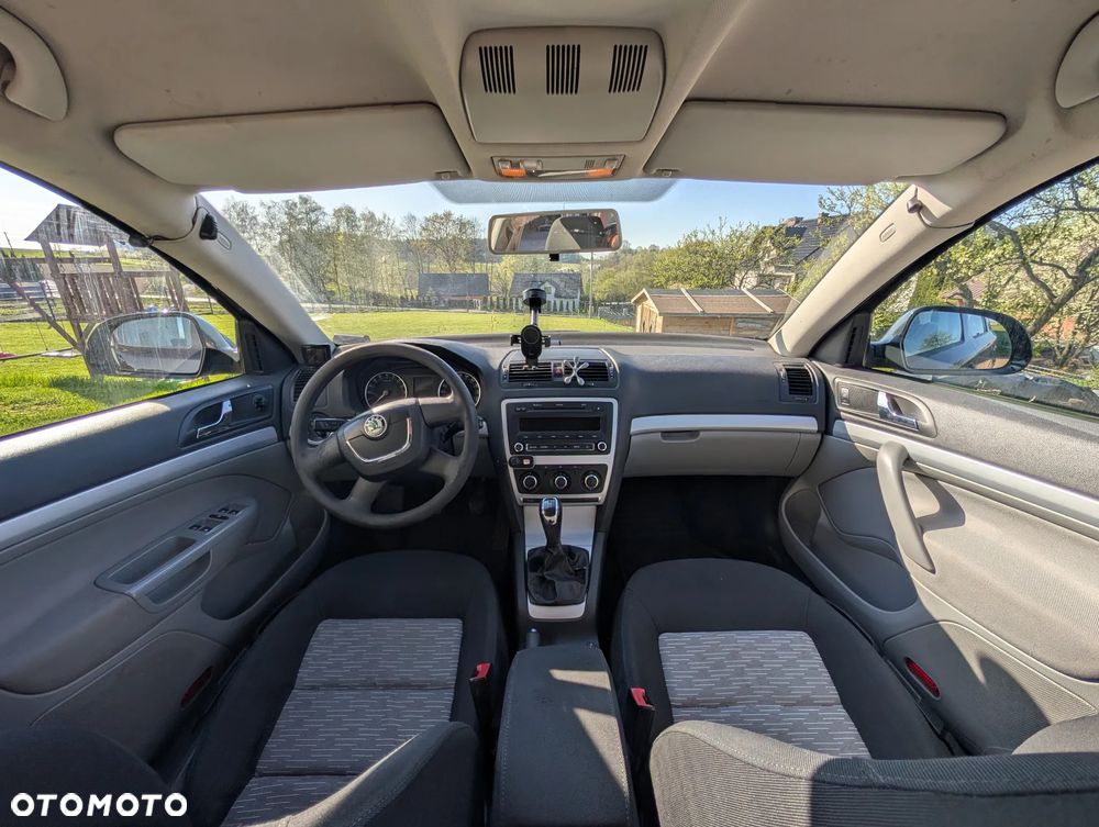 Skoda Octavia 1.6 TDI Ambiente - 10