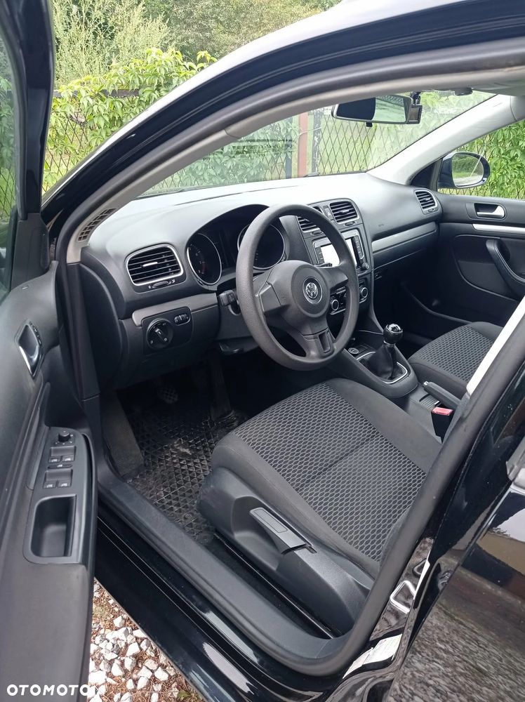 Volkswagen Golf - 2