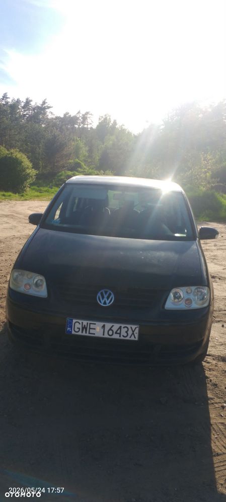 Volkswagen Touran 1.6 FSI Basis - 2