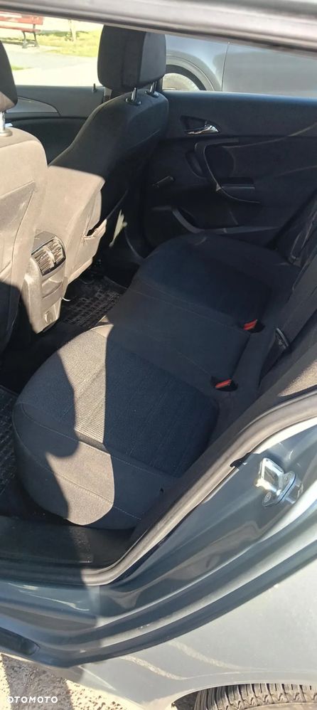 Opel Insignia 2.0 CDTI Sports Tourer - 13