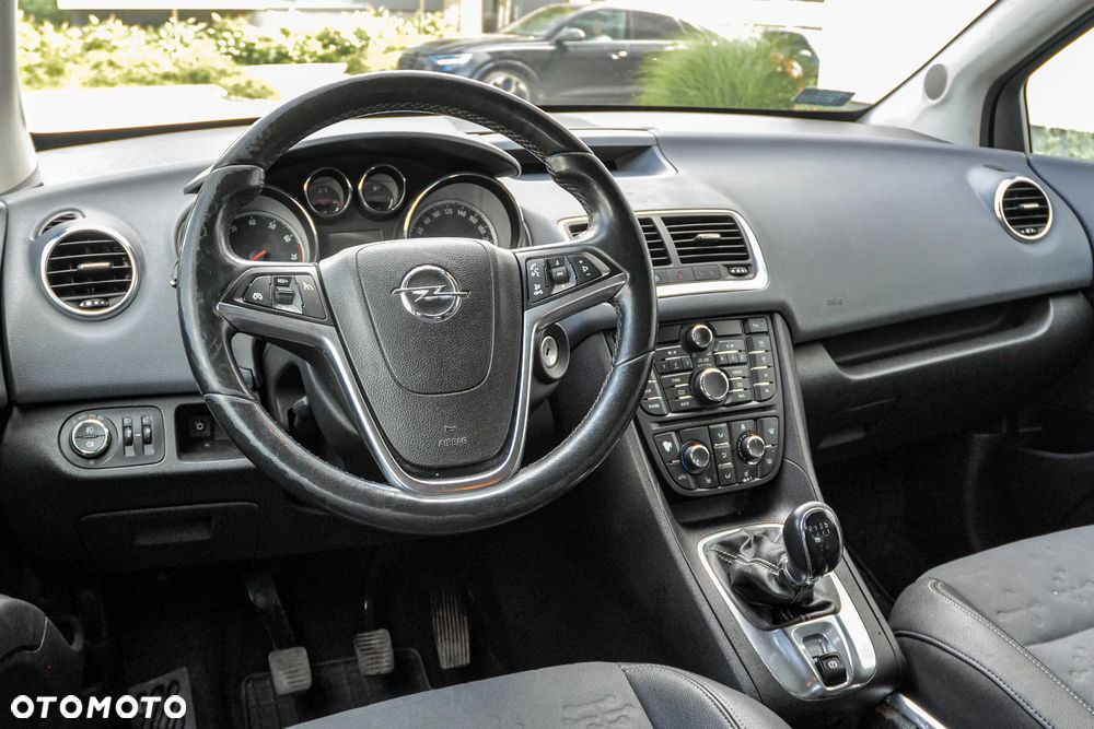 Opel Meriva - 9