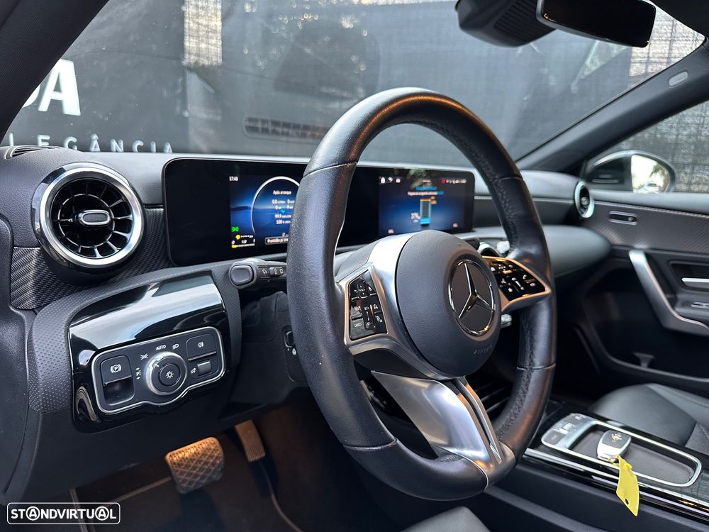 Mercedes-Benz A 250 e 8G-DCT Progressive - 9