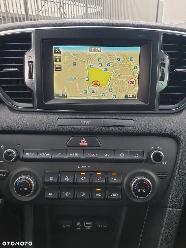 Kia Sportage 1.6 GDI 2WD Dream-Team Edition - 24