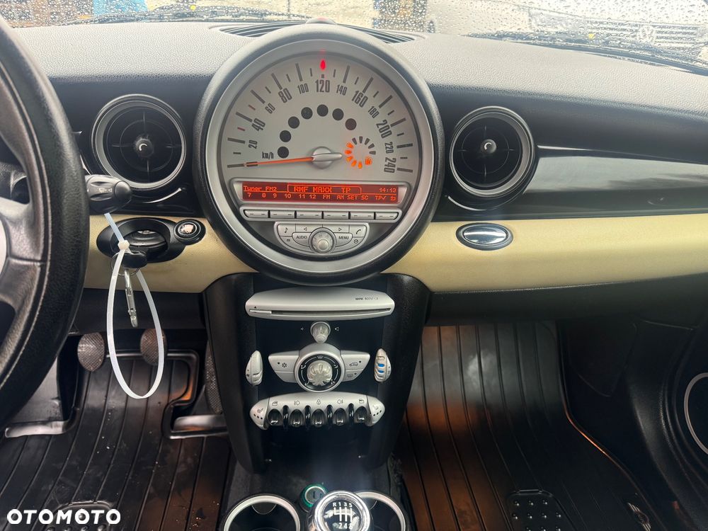 MINI Clubman - 14
