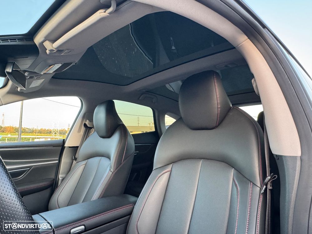 Xpeng P7i 86.2 kWh AWD Performance - 17