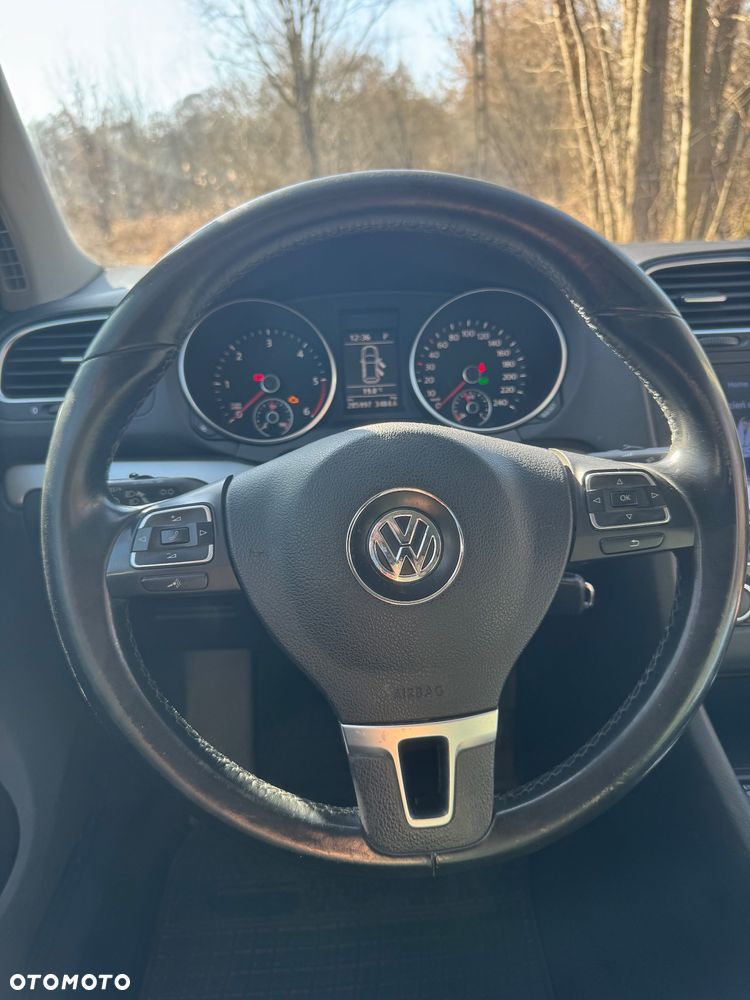 Volkswagen Golf 2.0 TDI DPF DSG Comfortline - 6