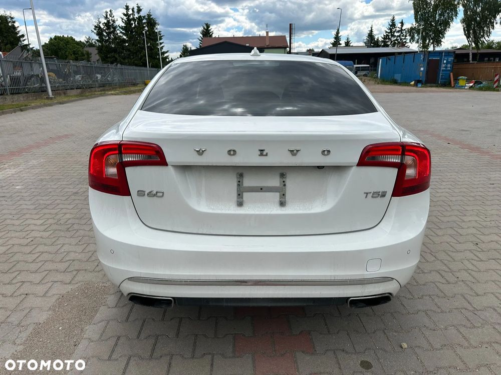 Volvo S60 - 18