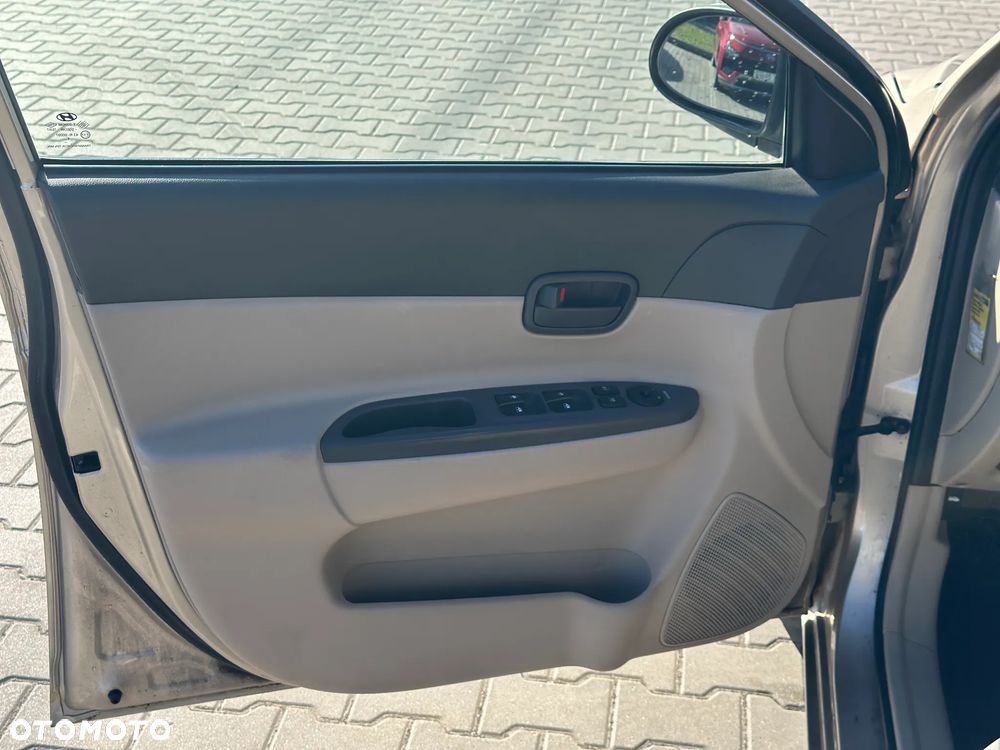 Hyundai Accent 1.4 Classic - 9