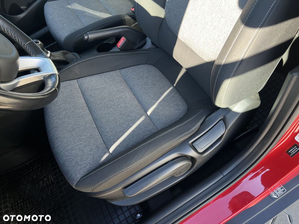 Kia Stonic 1.2 L - 12