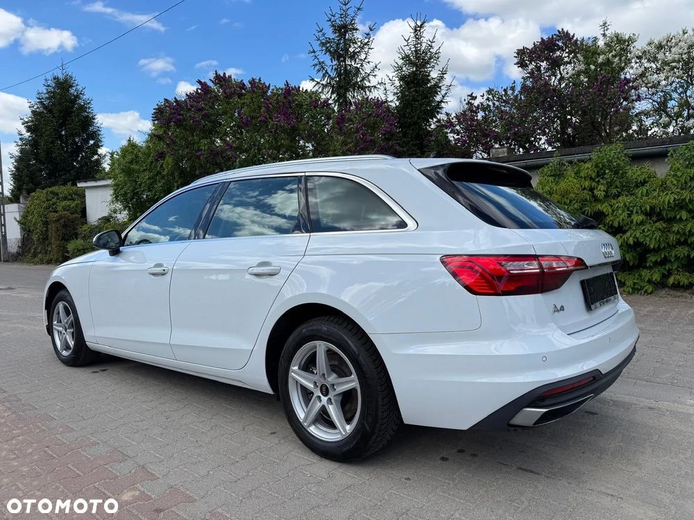 Audi A4 Avant 2024 photo 5