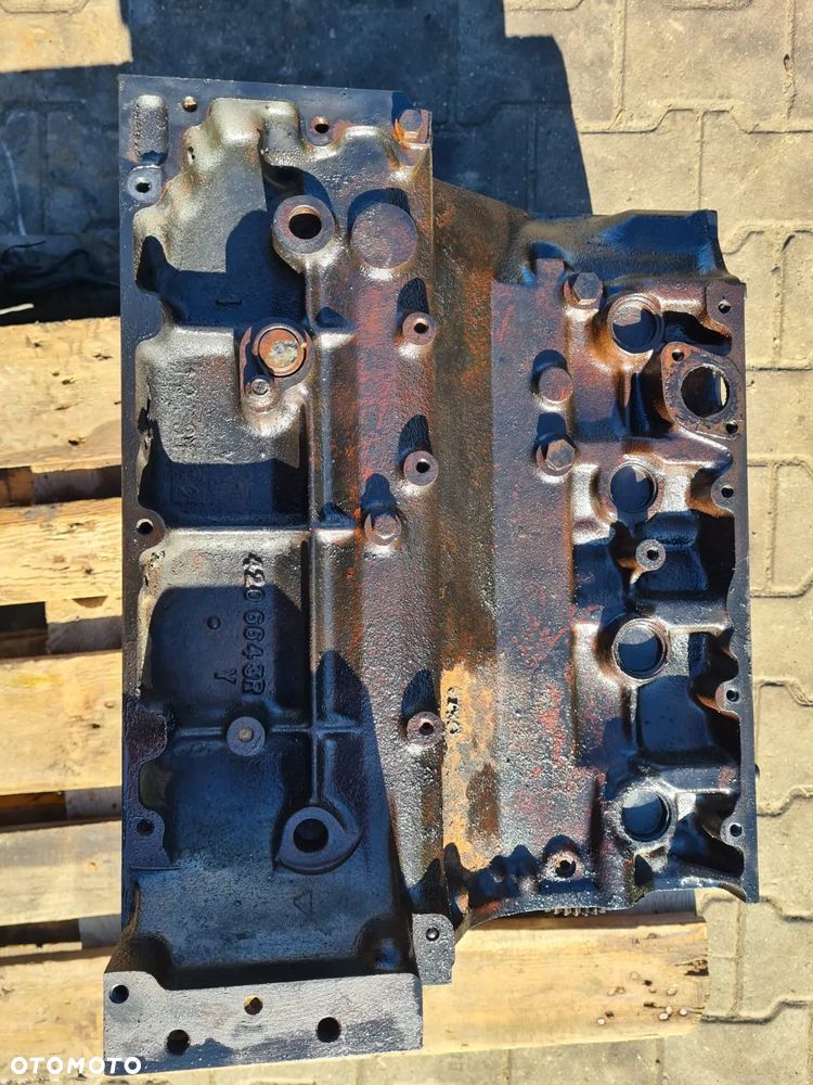 Blok wał tłoki 4206643R deutz agrotron k90 glowica most skrzynia - 4