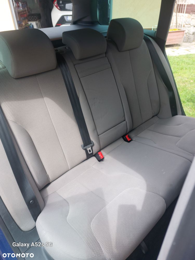 Volkswagen Passat 2.0 TDI 4Motion Comfortline - 14