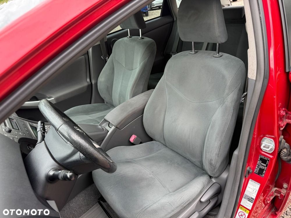 Toyota Prius 1.8 HSD Sol - 12