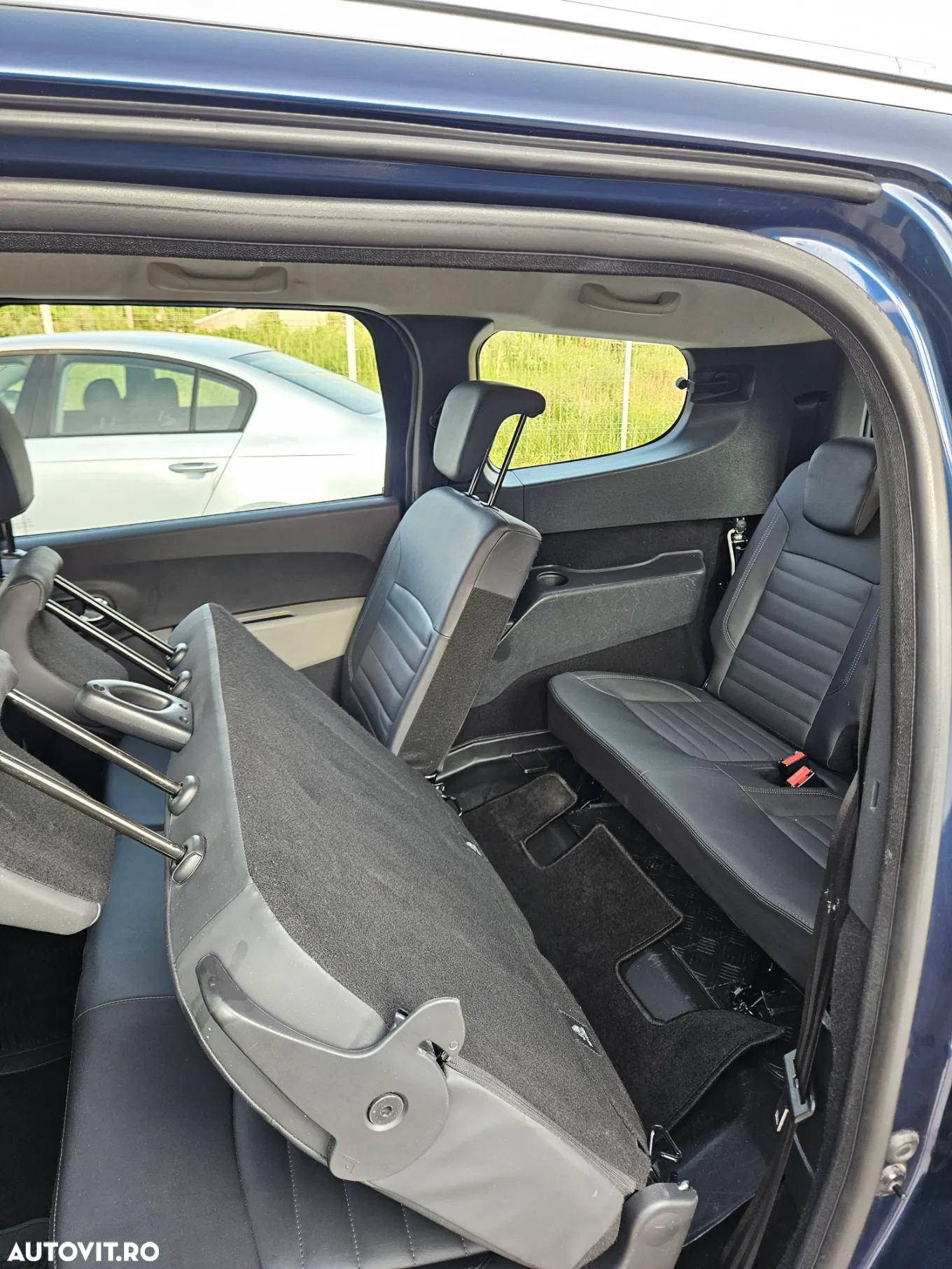 Dacia Lodgy - 13