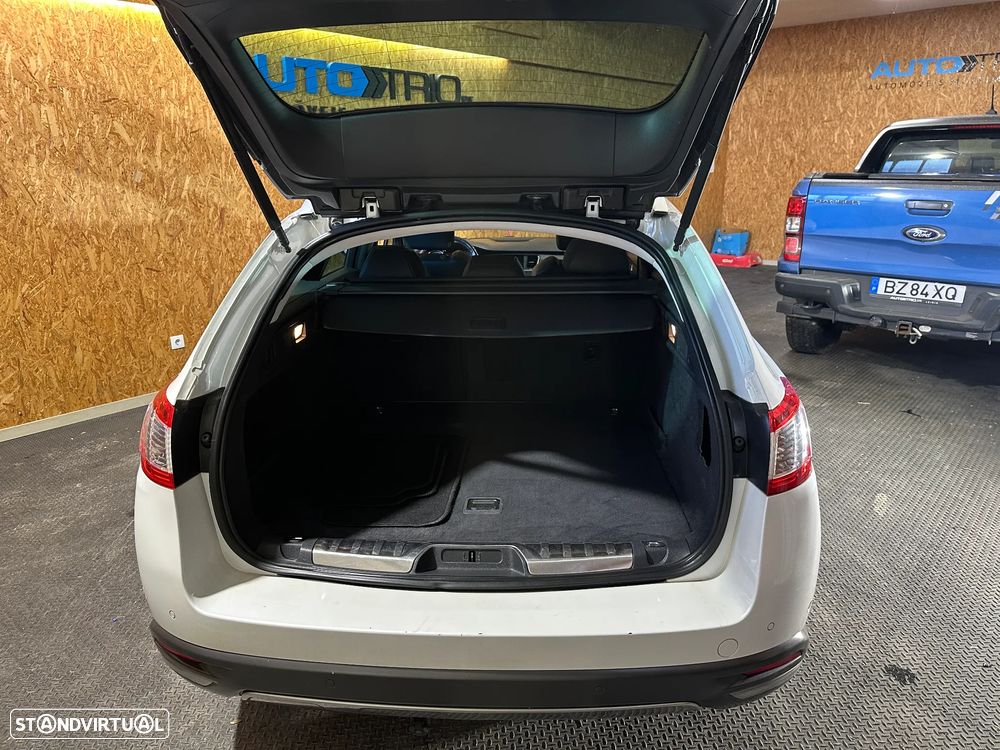 Peugeot 508 SW BlueHDi 180 EAT6 Stop&Start Allure - 24