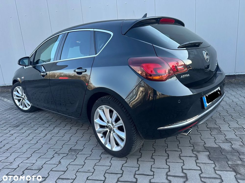 Opel Astra 2.0 CDTI DPF Automatik Exklusiv - 5