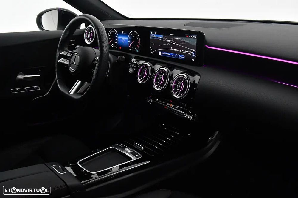 Mercedes-Benz A 200 AMG Line Aut. - 4