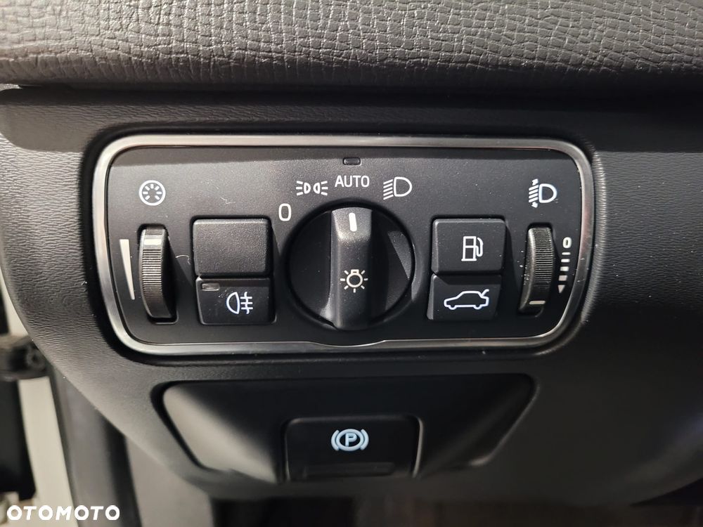 Volvo XC 60 D4 Drive-E Kinetic - 12