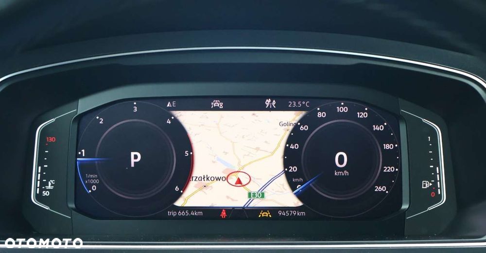 Volkswagen Tiguan - 22