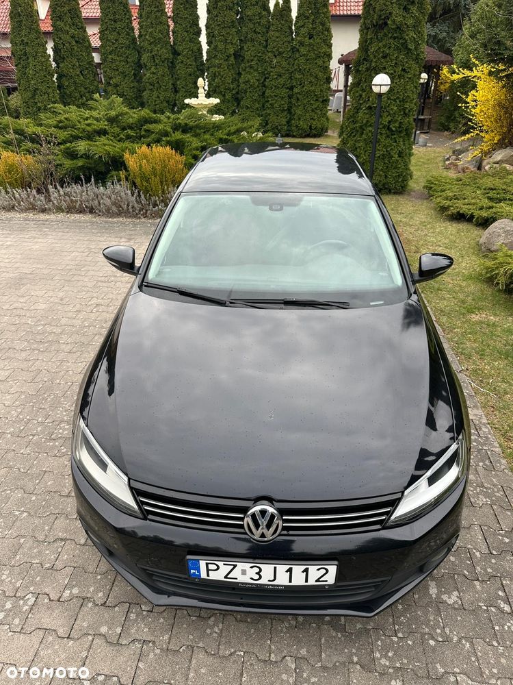 Volkswagen Jetta 1.6 TDI Comfortline DSG - 7