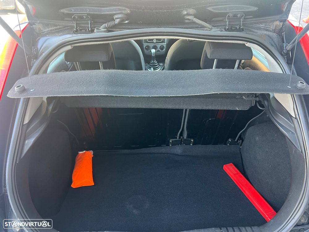 Ford Fiesta 1.4 TDCi Trend - 12