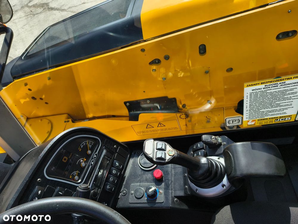 JCB 525-60 JOYSTICK - 25