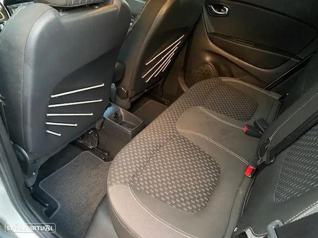 Renault Captur 1.5 dCi Exclusive - 16