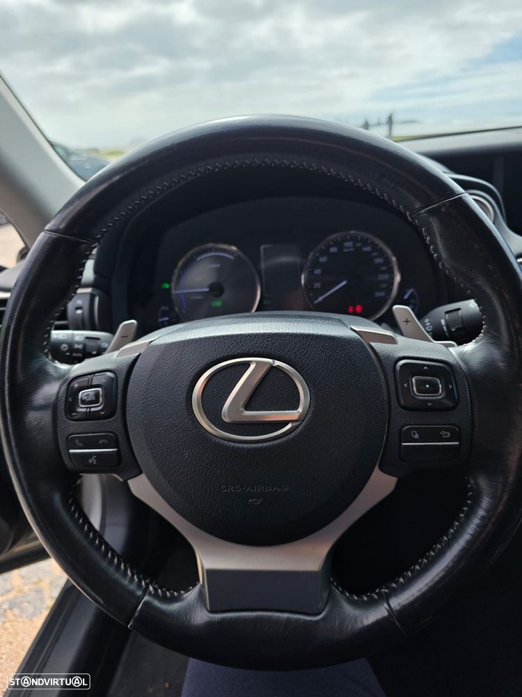 Lexus IS 300H Business - 14