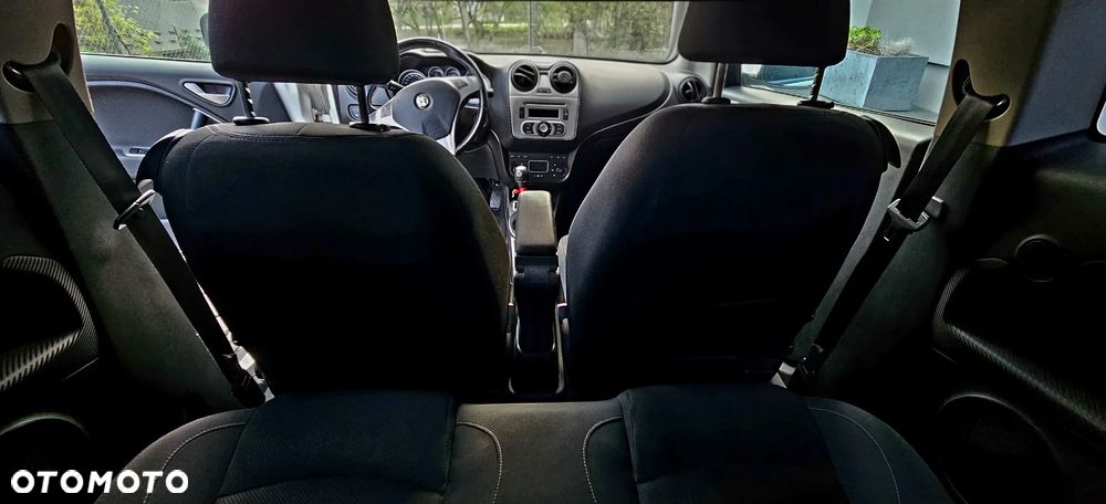 Alfa Romeo Mito 1.4 MultiAir Distinctive - 10