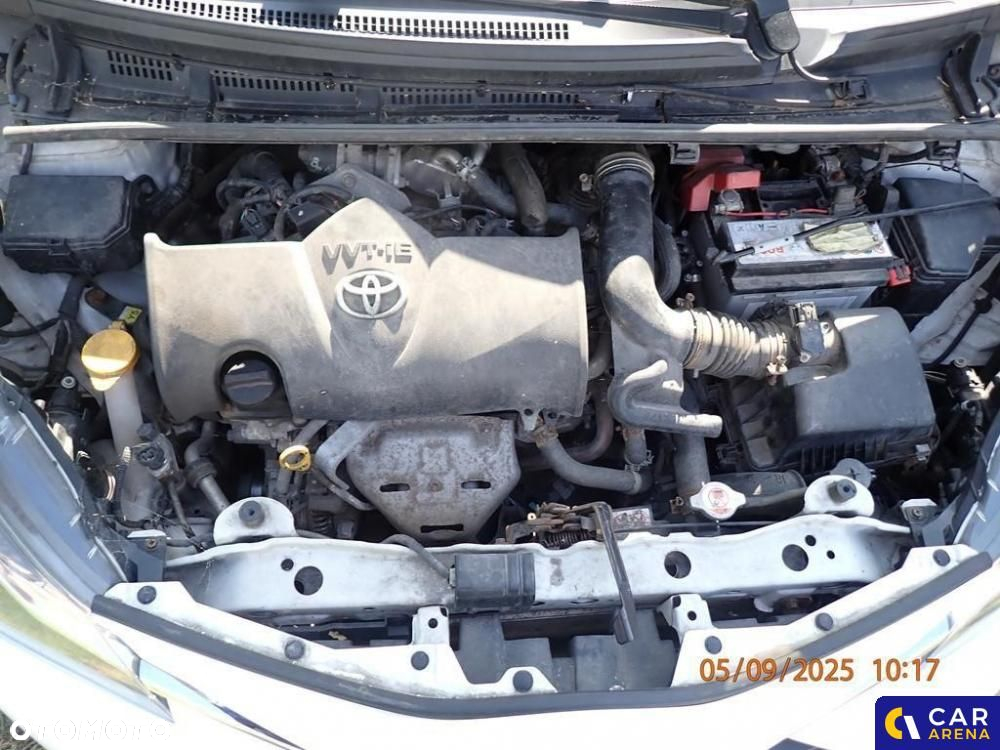 Toyota Yaris 1.5 Active - 16