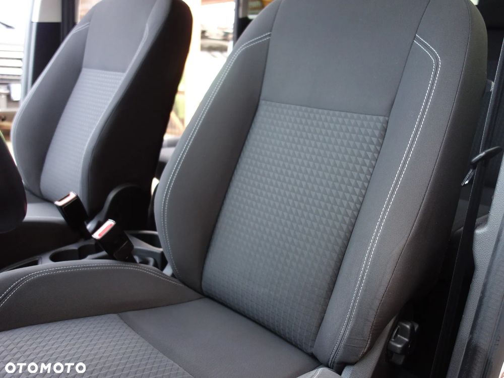 Ford C-MAX 1.5 TDCi Titanium - 29
