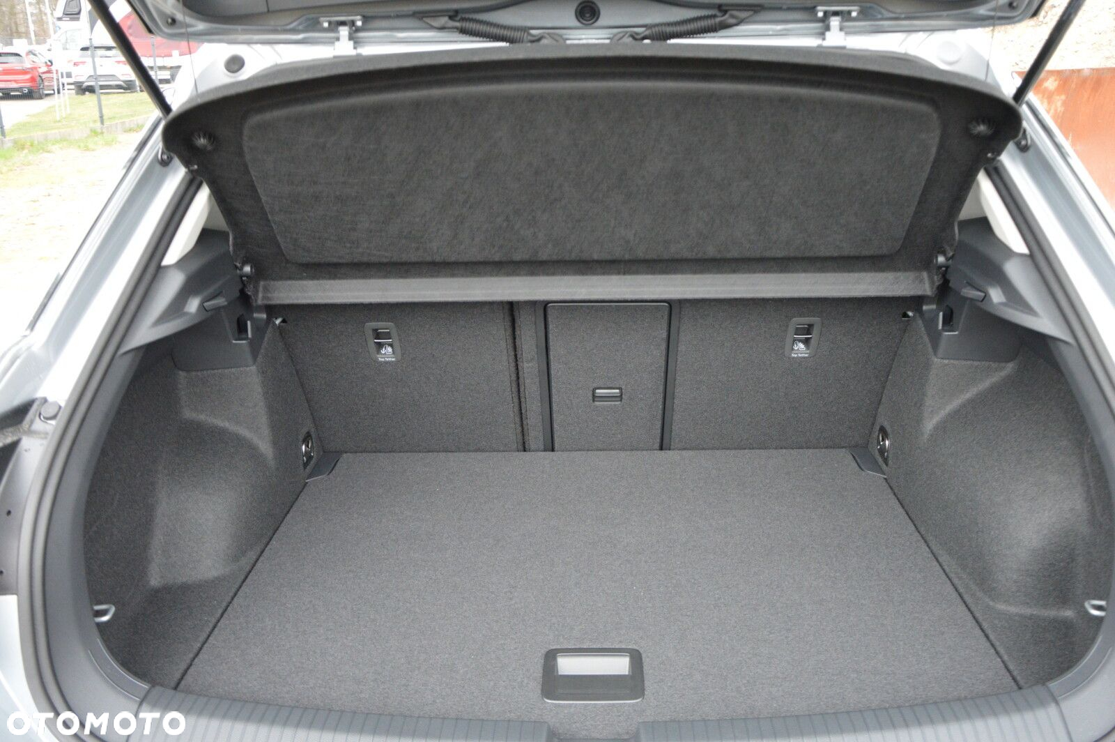 Volkswagen T-Roc - 18