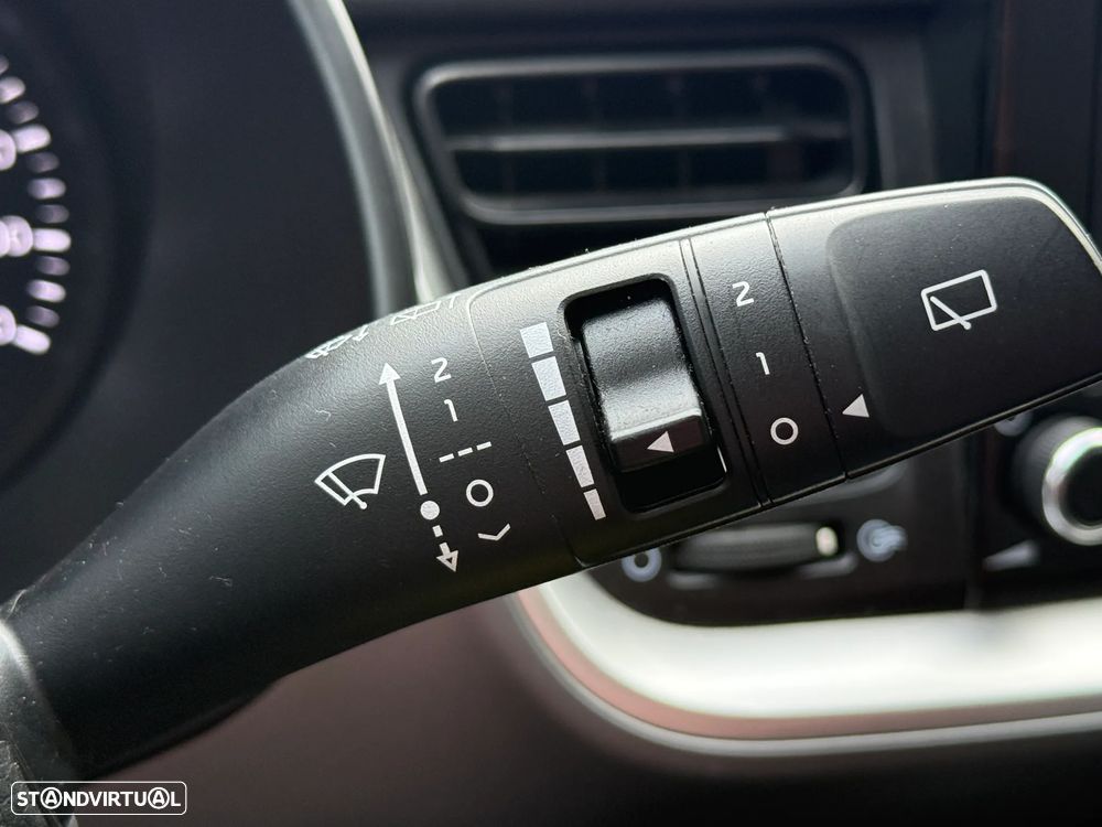 Kia Stonic 1.2 Urban - 32