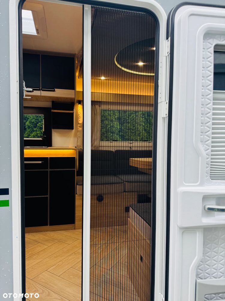 Ford Chausson 640 Titanium Line - 11